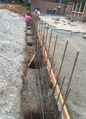 a retaining wall done by our Saratoga landscape design pros